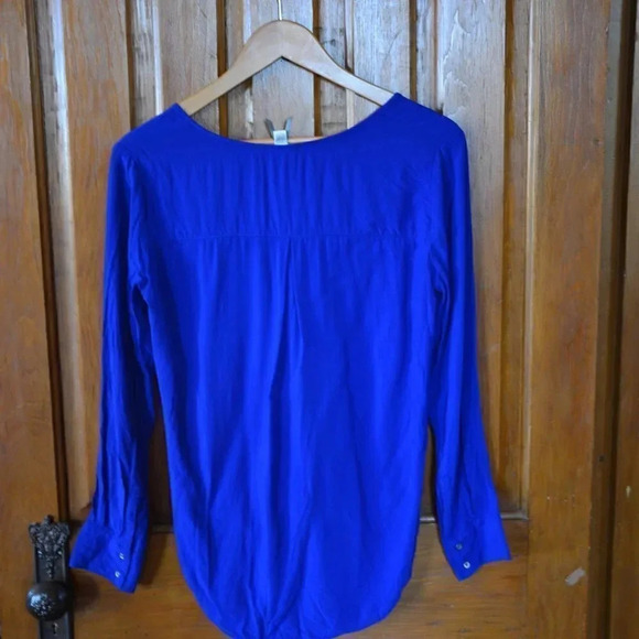 Blue  dressy shirt - Picture 2 of 6